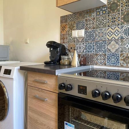 Апартаменты Soho Vivid 55Sqm Apt In Афины Экстерьер фото